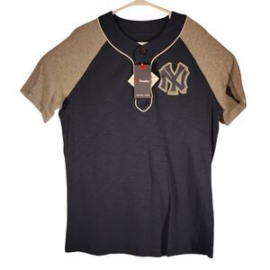 New York Yankees tshirt mens L Large Fanatics MLB baseball short sleeve